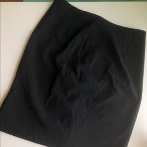 The limited pencil skirt